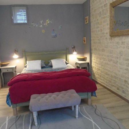 Вилла La Colombe Formigny Экстерьер фото